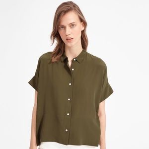 Everlane Clean Silk Short-Sleeve Square Shirt Olive 2